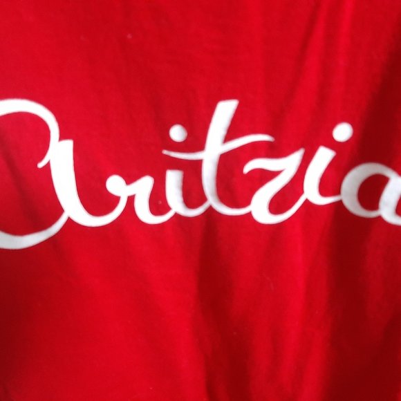 Aritzia Small Red T-Shirt 100% preshrunk Cotton - Picture 2 of 6